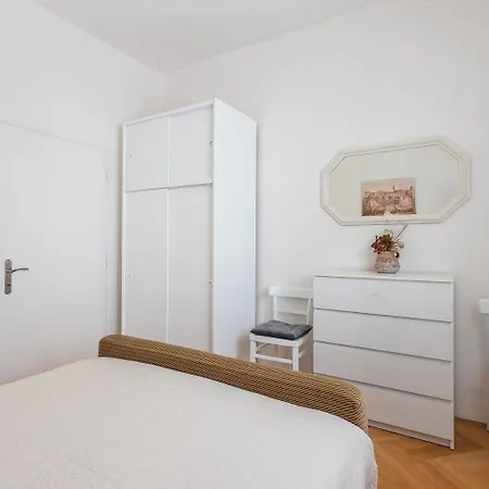 Anki Apartment