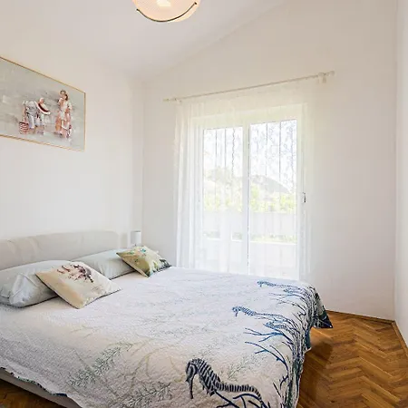 Anki Apartment Zivogosce
