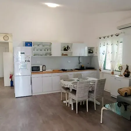 Apartament Anki *