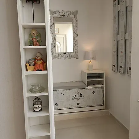 Anki Živogošće